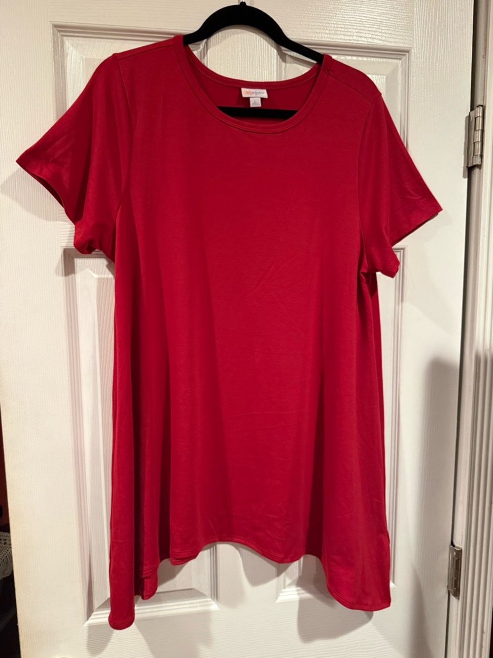 LuLaRoe Red Short Sleeve Swing Tee